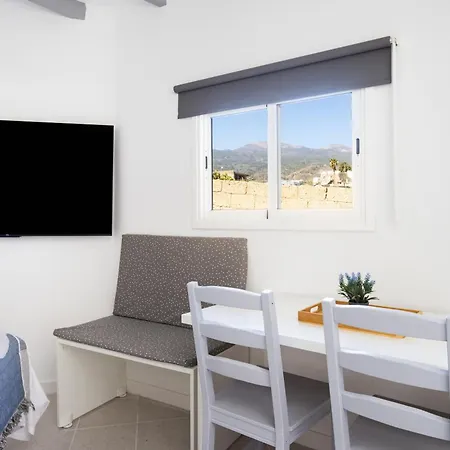 Y Estudios Oasis Tenerife Con Piscina Climatizada Y Cocina Exterior * El Draguito