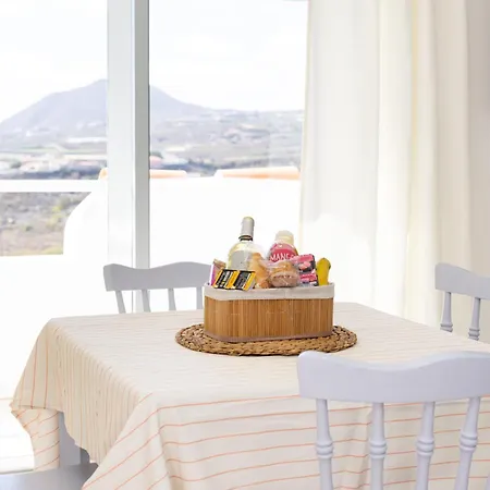 Y Estudios Oasis Tenerife Con Piscina Climatizada Y Cocina Exterior *