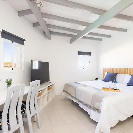 Y Estudios Oasis Tenerife Con Piscina Climatizada Y Cocina Exterior El Draguito