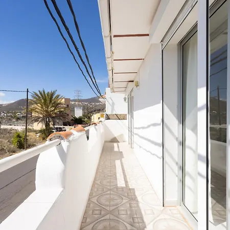 Oasis Tenerife Con Piscina Climatizada, Cocina Exterior Y Barbacoa Apartman